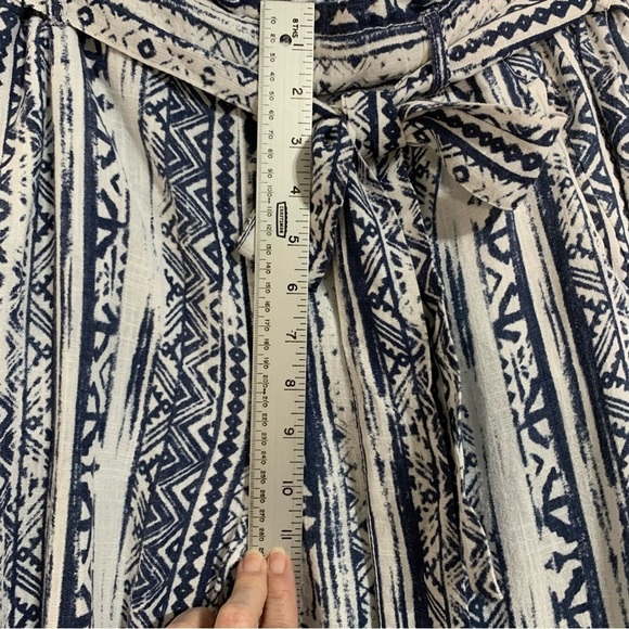 Cali1850 Los Angeles Linen‎ blend blue and white pant. Size M - Picture 7 of 10